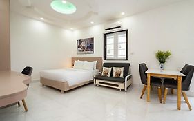 Lucky Star Hotel - Le Thi Rieng